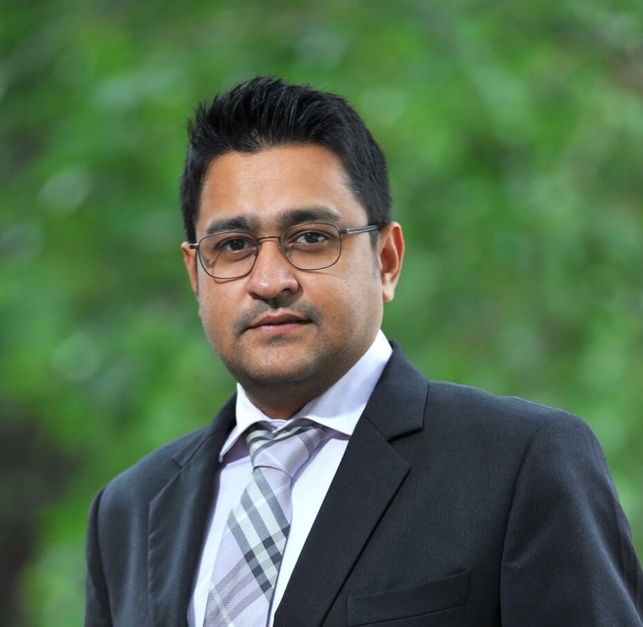 Neil Parikh, Associate Director